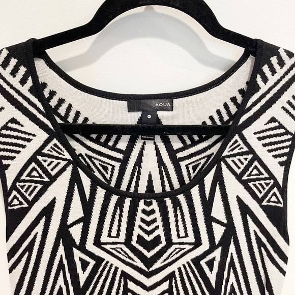 Aqua Geometric Print Mini dress - M - Picture 2 of 3